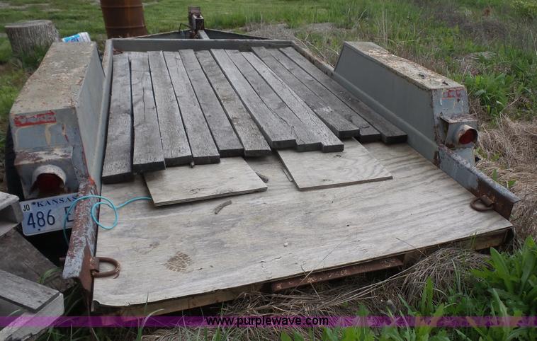 image for item K4525 1985 Redi Haul equipment trailer