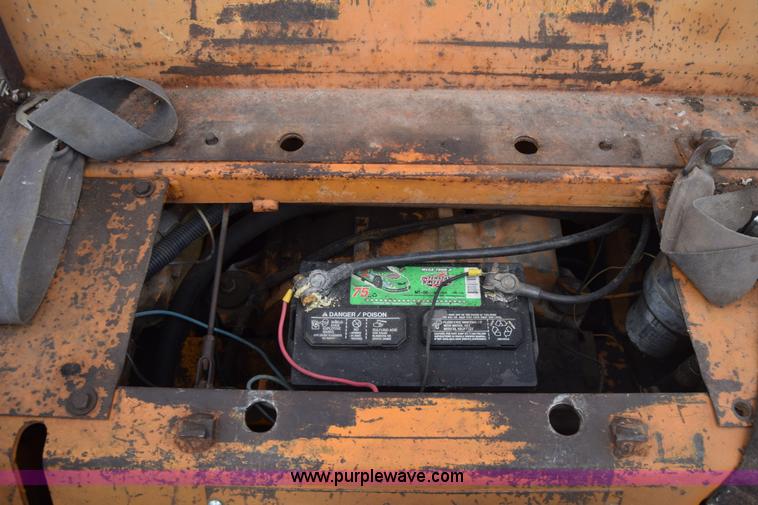 image for item K6724 1982 Case 1835 skid steer