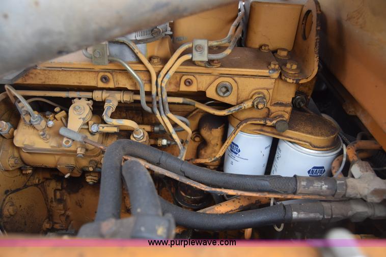 image for item K6724 1982 Case 1835 skid steer