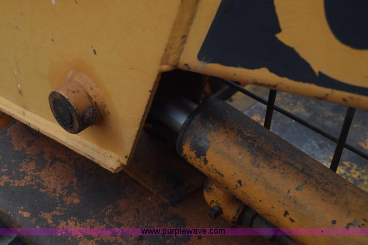 image for item K6724 1982 Case 1835 skid steer