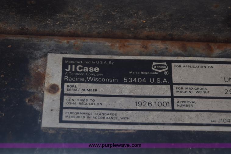 image for item K6724 1982 Case 1835 skid steer