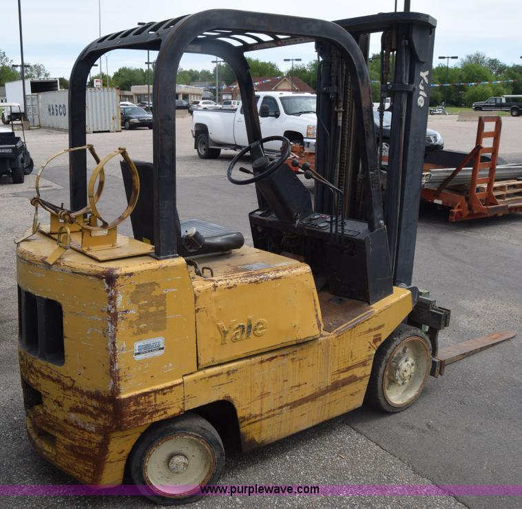 image for item K6725 Yale GLC050 forklift