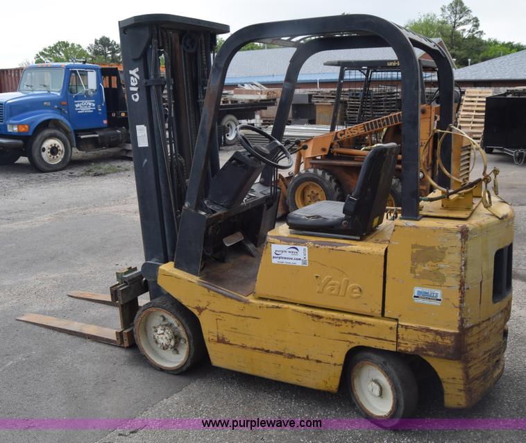 image for item K6725 Yale GLC050 forklift