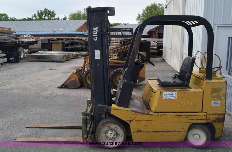 image for item K6725 Yale GLC050 forklift