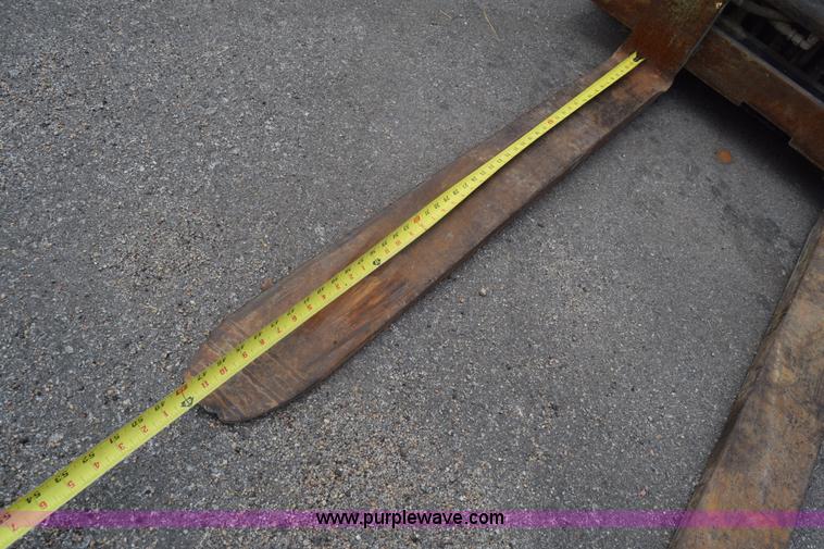 image for item K6725 Yale GLC050 forklift