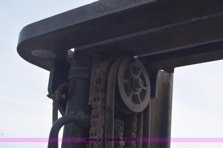 image for item K6725 Yale GLC050 forklift