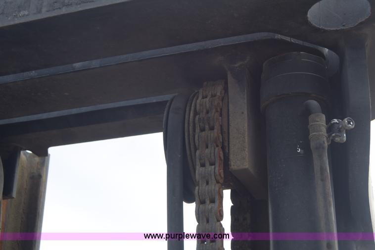 image for item K6725 Yale GLC050 forklift