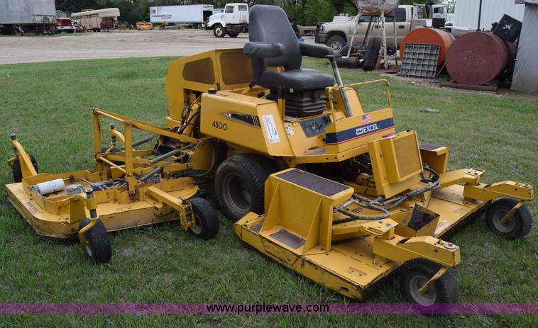 image for item K6730 Hustler 4500 ZTR lawn mower