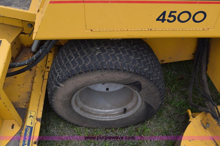 image for item K6730 Hustler 4500 ZTR lawn mower