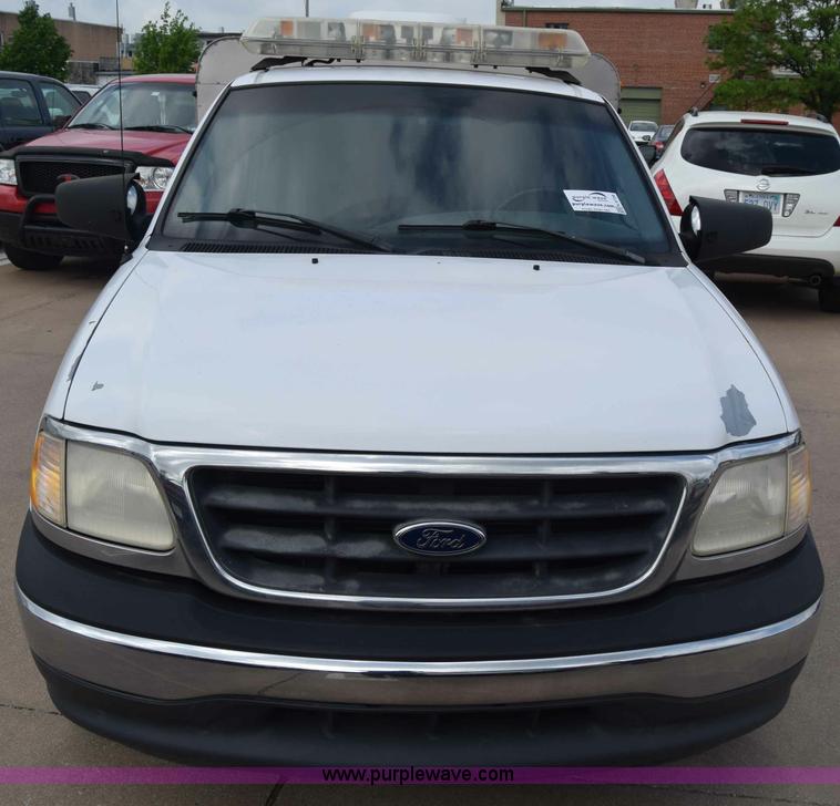 image for item K6738 2001 Ford F150 SuperCab pickup truck