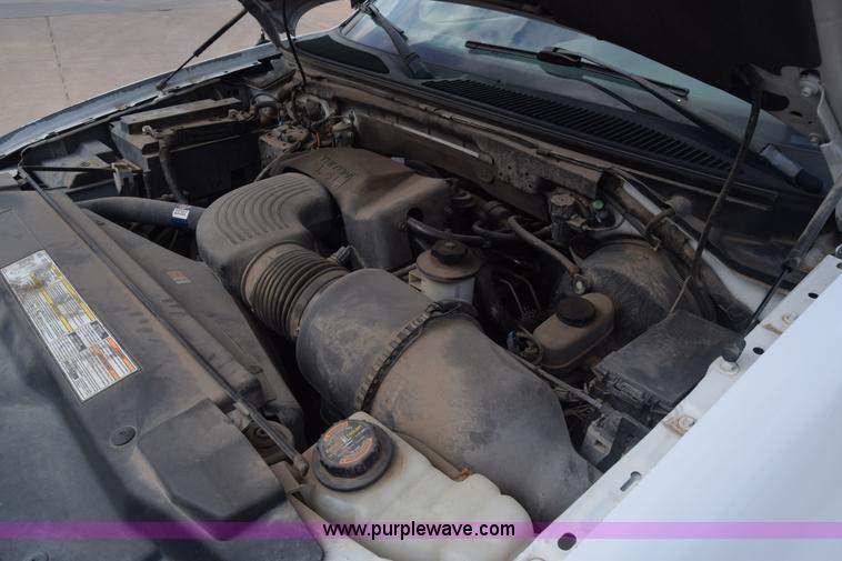 image for item K6738 2001 Ford F150 SuperCab pickup truck