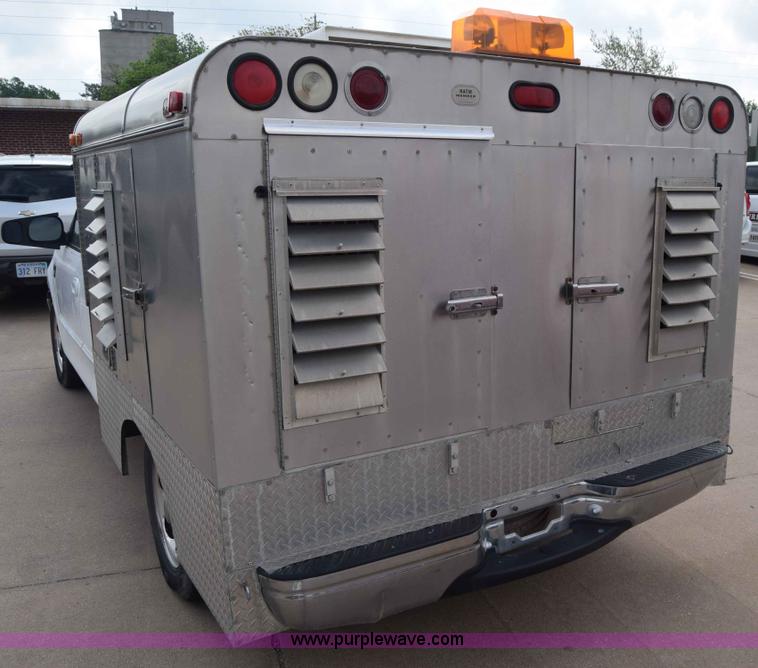 image for item K6738 2001 Ford F150 SuperCab pickup truck