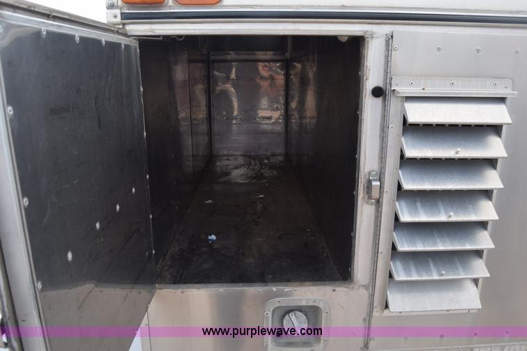 image for item K6738 2001 Ford F150 SuperCab pickup truck