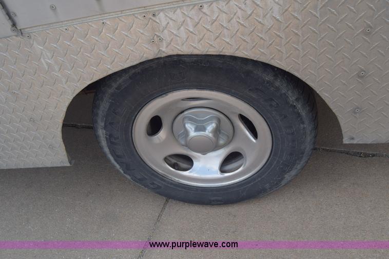 image for item K6738 2001 Ford F150 SuperCab pickup truck