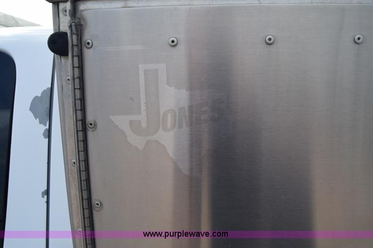 image for item K6738 2001 Ford F150 SuperCab pickup truck