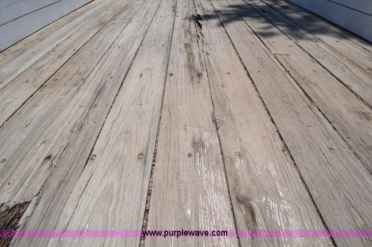 image for item K6739 1957 Ford F600 flatbed truck