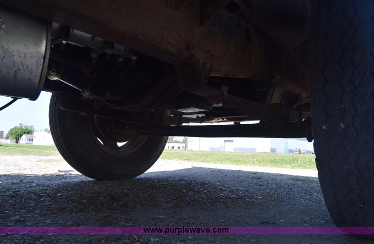 image for item K6739 1957 Ford F600 flatbed truck