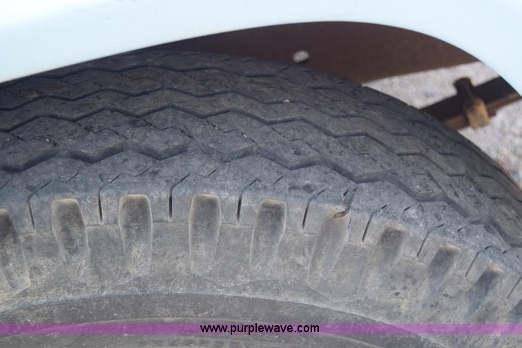 image for item K6739 1957 Ford F600 flatbed truck