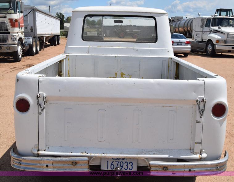 image for item K6747 1963 Ford Econoline E100 van