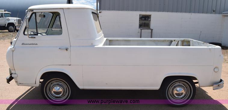 image for item K6747 1963 Ford Econoline E100 van