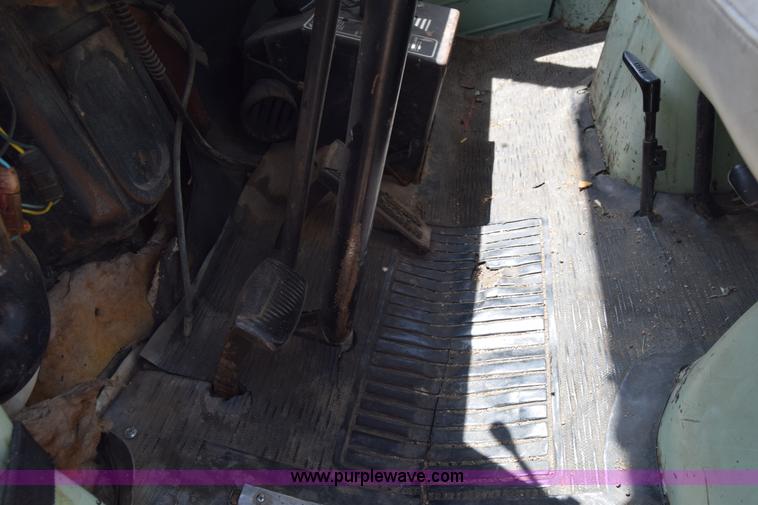 image for item K6747 1963 Ford Econoline E100 van