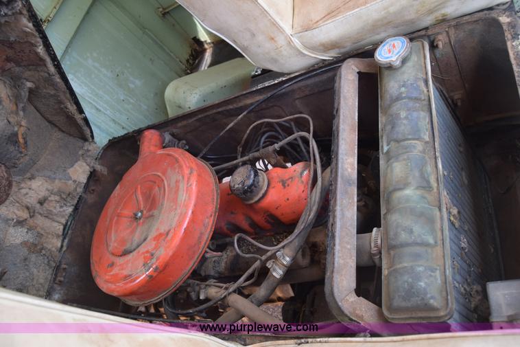 image for item K6747 1963 Ford Econoline E100 van