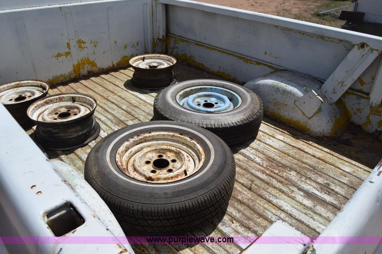 image for item K6747 1963 Ford Econoline E100 van