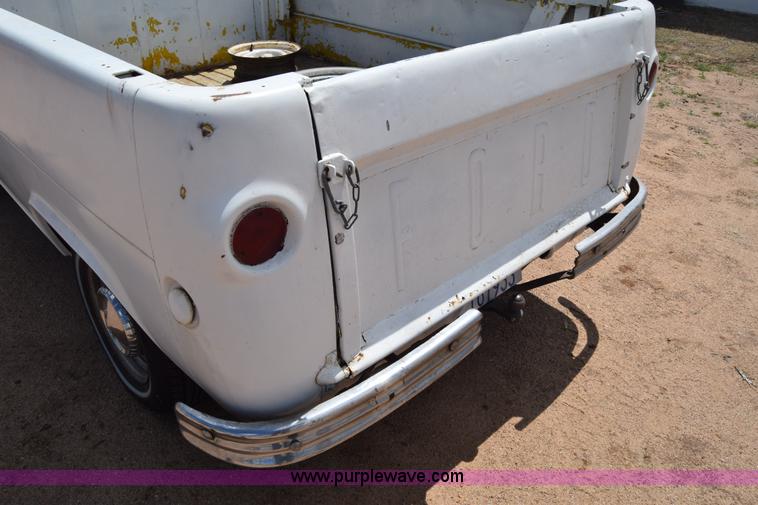 image for item K6747 1963 Ford Econoline E100 van