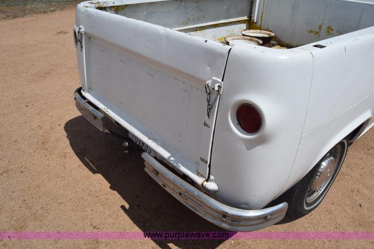 image for item K6747 1963 Ford Econoline E100 van