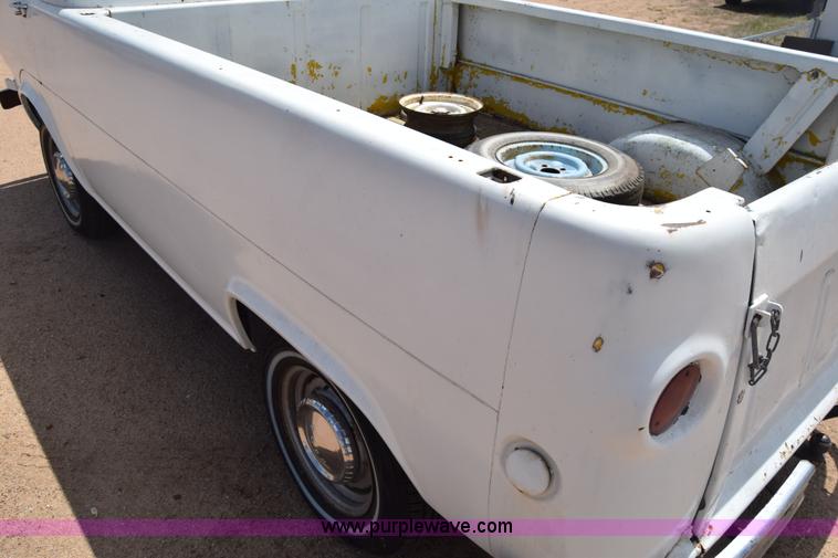 image for item K6747 1963 Ford Econoline E100 van