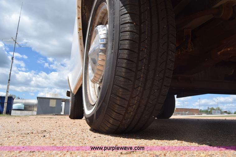 image for item K6747 1963 Ford Econoline E100 van