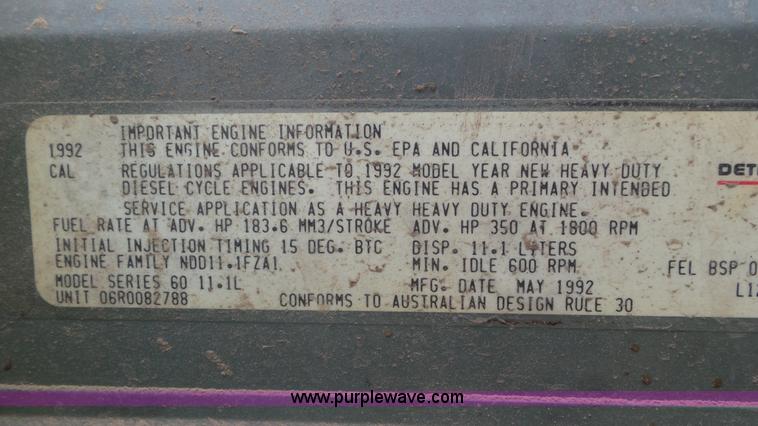 image for item K6766 1993 Freightliner FLD tow truck