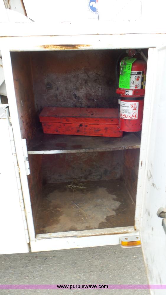 image for item K6766 1993 Freightliner FLD tow truck