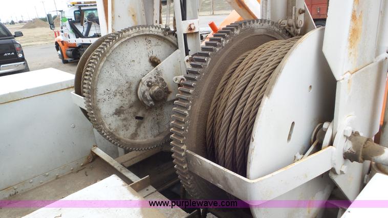 image for item K6766 1993 Freightliner FLD tow truck