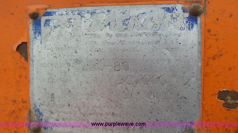 image for item K6766 1993 Freightliner FLD tow truck