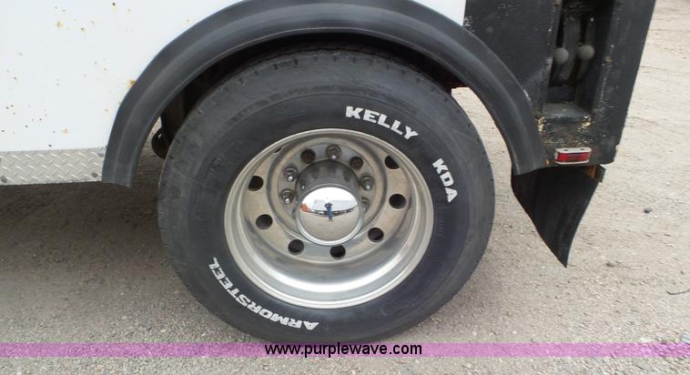 image for item K6766 1993 Freightliner FLD tow truck