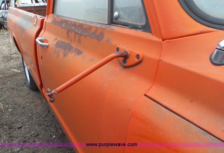 image for item K6767 1970 Chevrolet C10 pickup truck