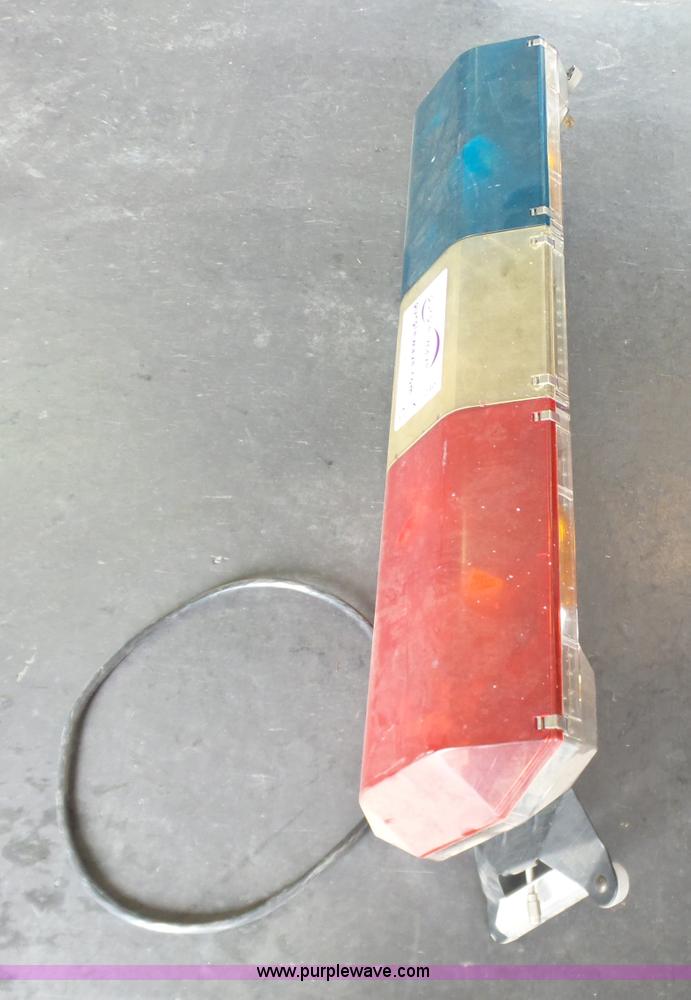 image for item K7246 Code 3 MX7000 light bar