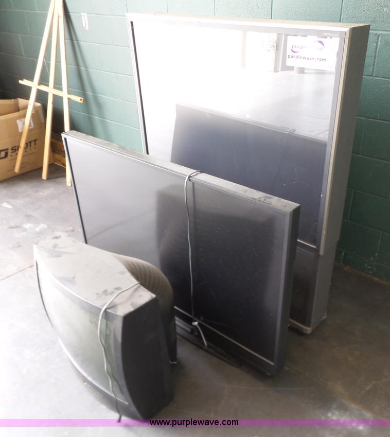 image for item K7248 (4) televisions