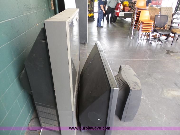 image for item K7248 (4) televisions