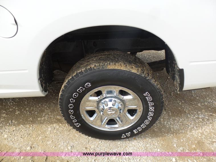 image for item K7941 2011 Dodge Ram 2500 Quad Cab pickup truck