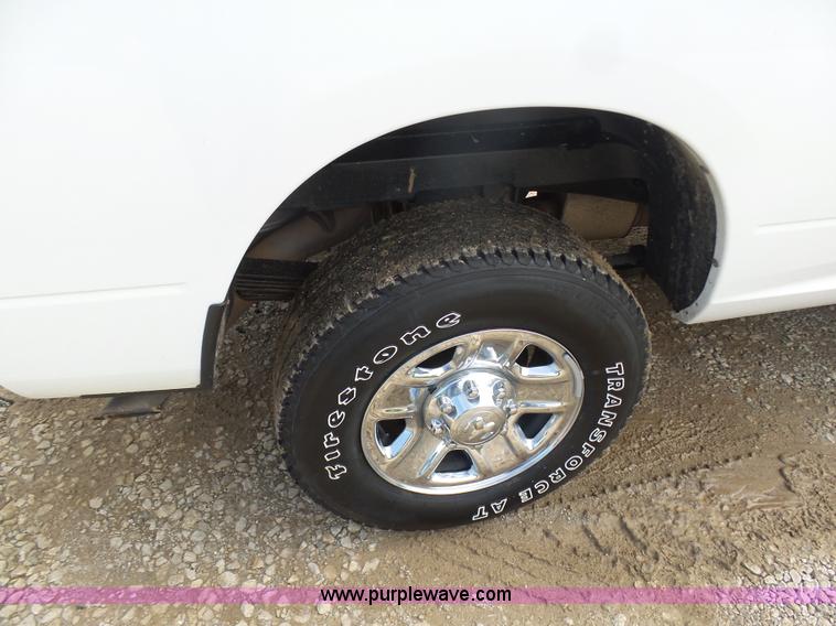 image for item K7941 2011 Dodge Ram 2500 Quad Cab pickup truck