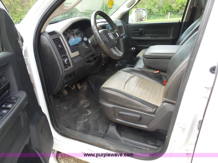 image for item K7941 2011 Dodge Ram 2500 Quad Cab pickup truck