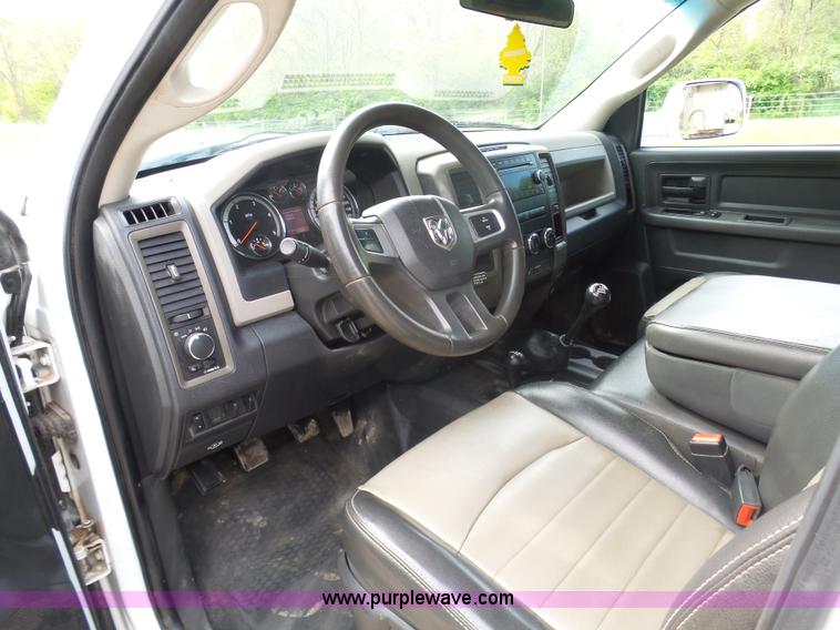 image for item K7941 2011 Dodge Ram 2500 Quad Cab pickup truck