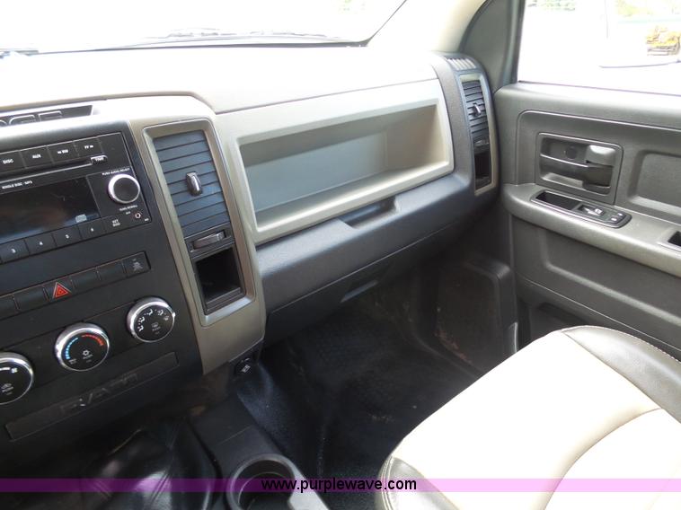 image for item K7941 2011 Dodge Ram 2500 Quad Cab pickup truck