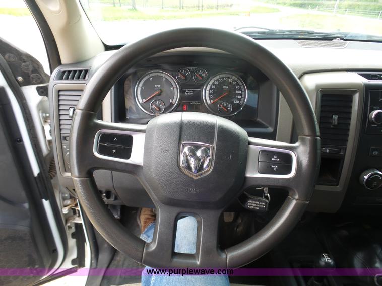 image for item K7941 2011 Dodge Ram 2500 Quad Cab pickup truck