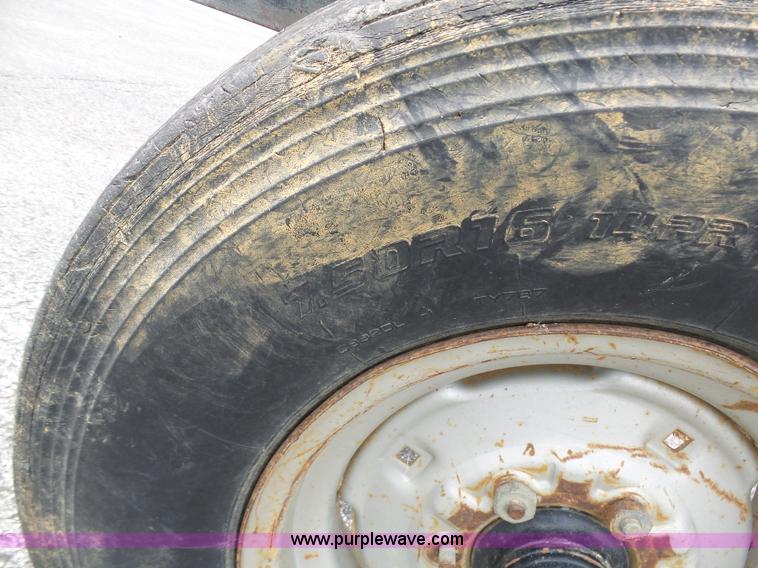 image for item K7949 Massey Ferguson 4262 tractor