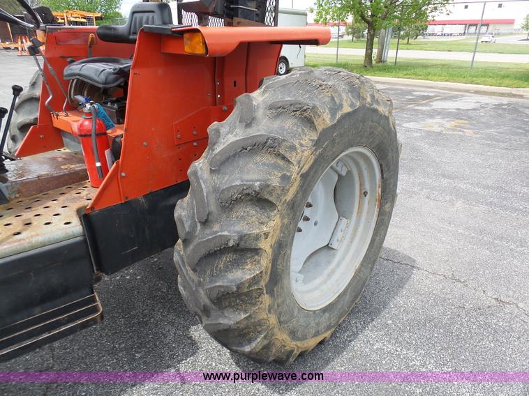 image for item K7949 Massey Ferguson 4262 tractor