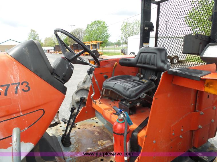 image for item K7949 Massey Ferguson 4262 tractor