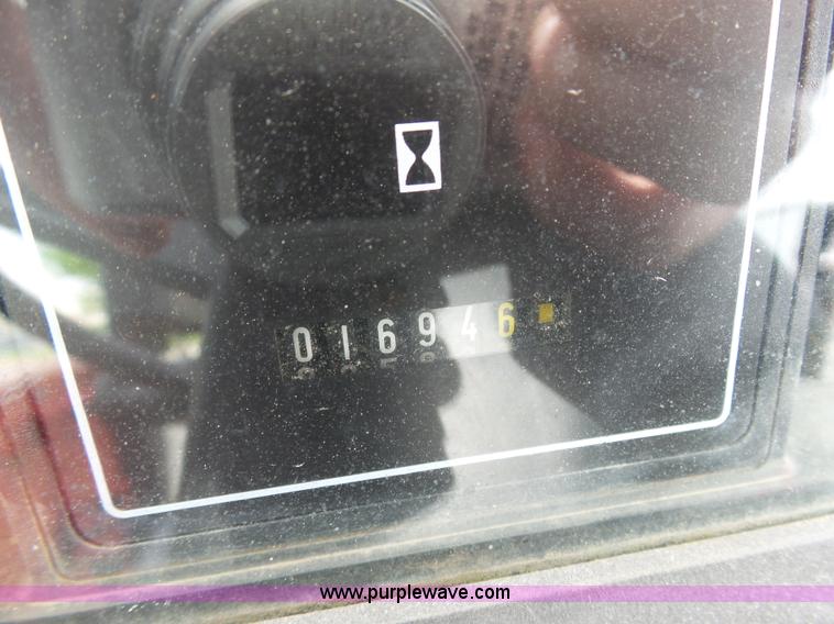 image for item K7949 Massey Ferguson 4262 tractor